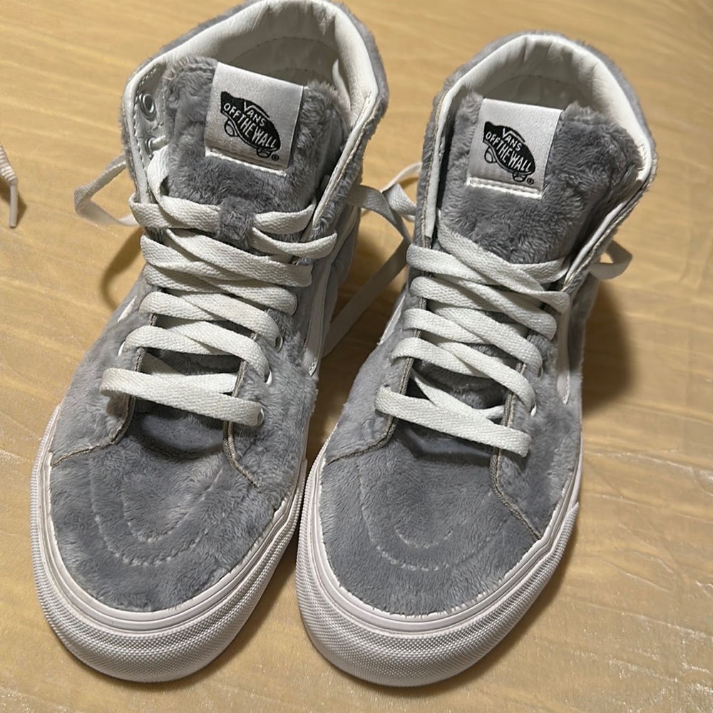 Faux fur Vans sneakers